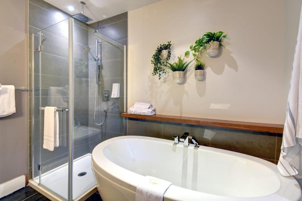 Premium Suite With Lake View And Resort Access Lac-Superieur Exterior foto